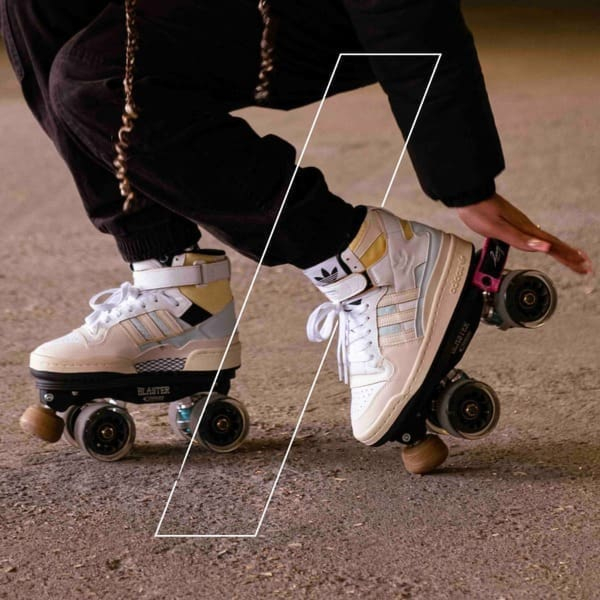detachable-roller-skates-shoes-adidas-forum-84-white-beige-lifestyle