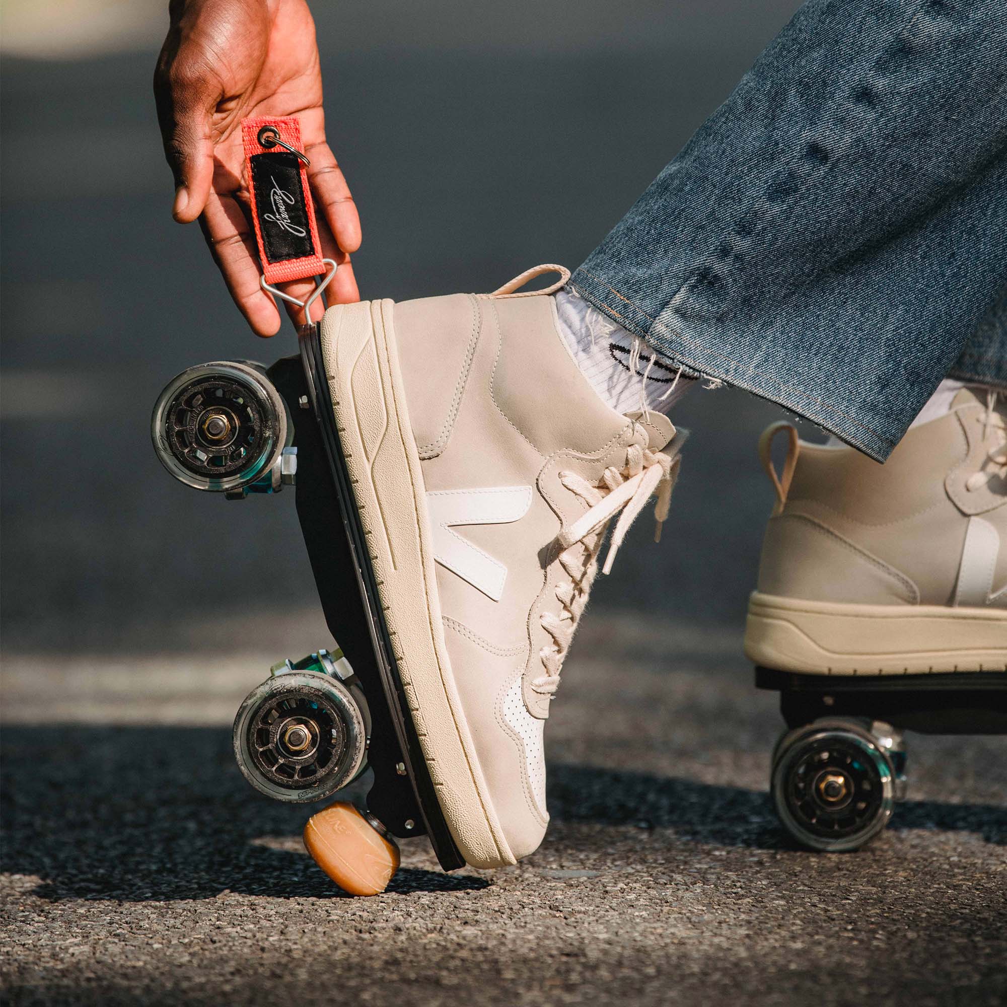 The Veja V-15 Natural White detachable roller skates are being clipped-off