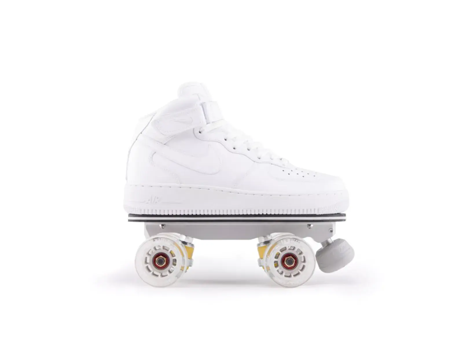 a roller skate nike transformed by flaneurz 