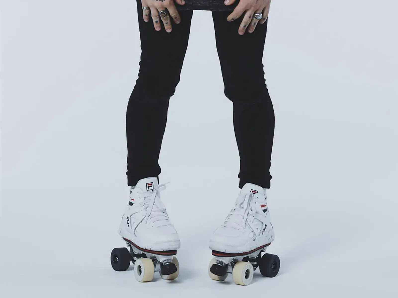 roller skates by flaneurz