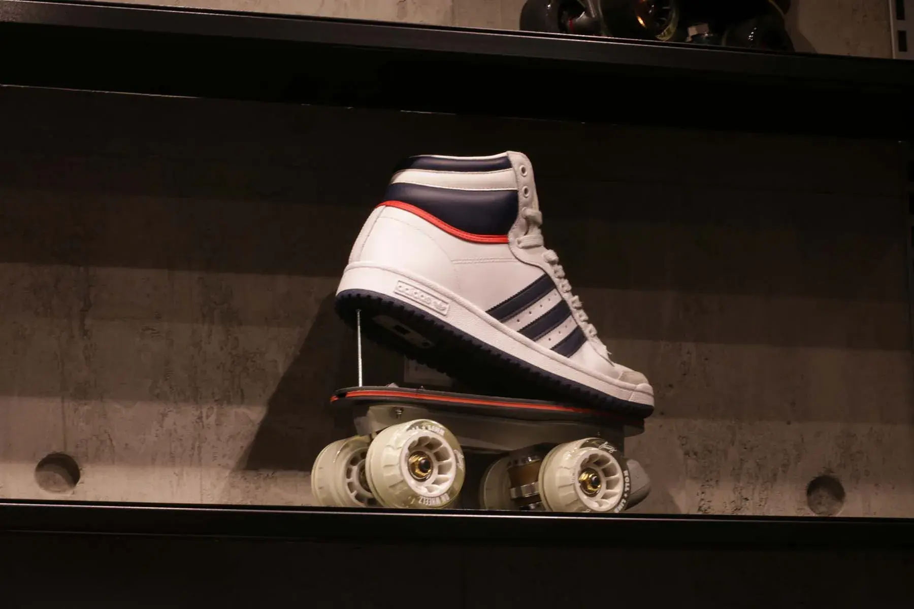 adidas roller skate transformed by flaneurz 
