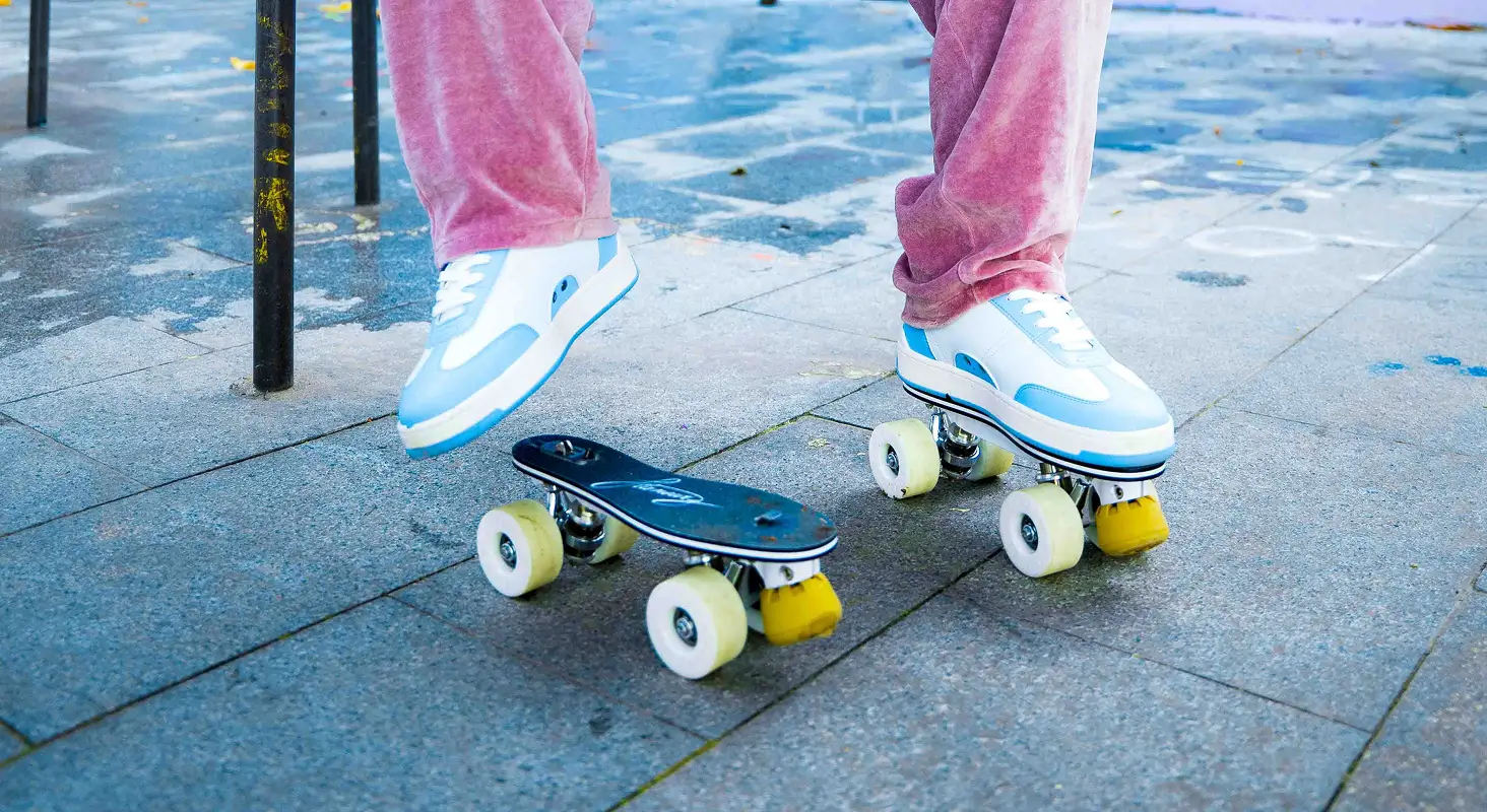 Rollers Détachables Slades S-Quad Vegan Bleu avec les parties roulantes iconique