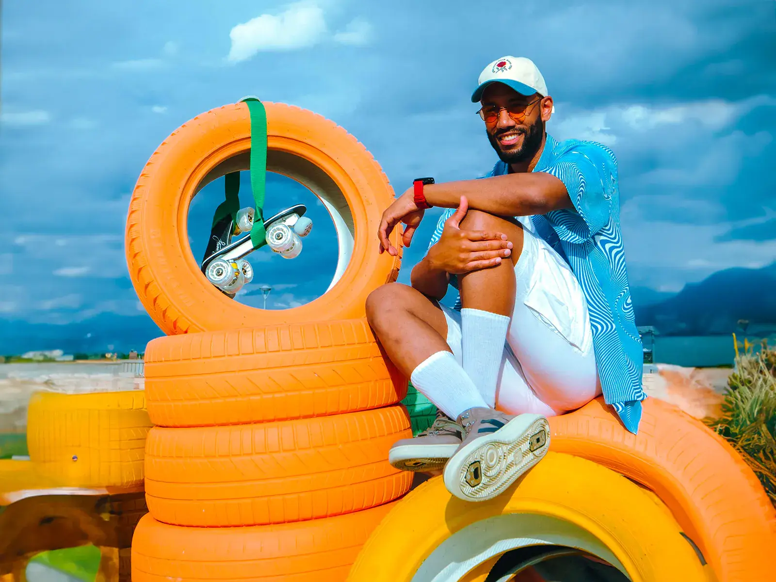 Jean-Philippe wearing his veja transformed by flaneurz