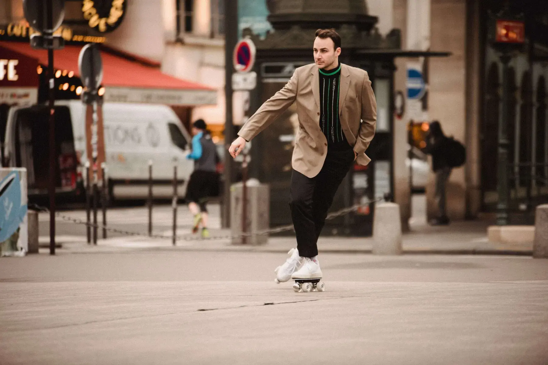a man scrolling during the winter