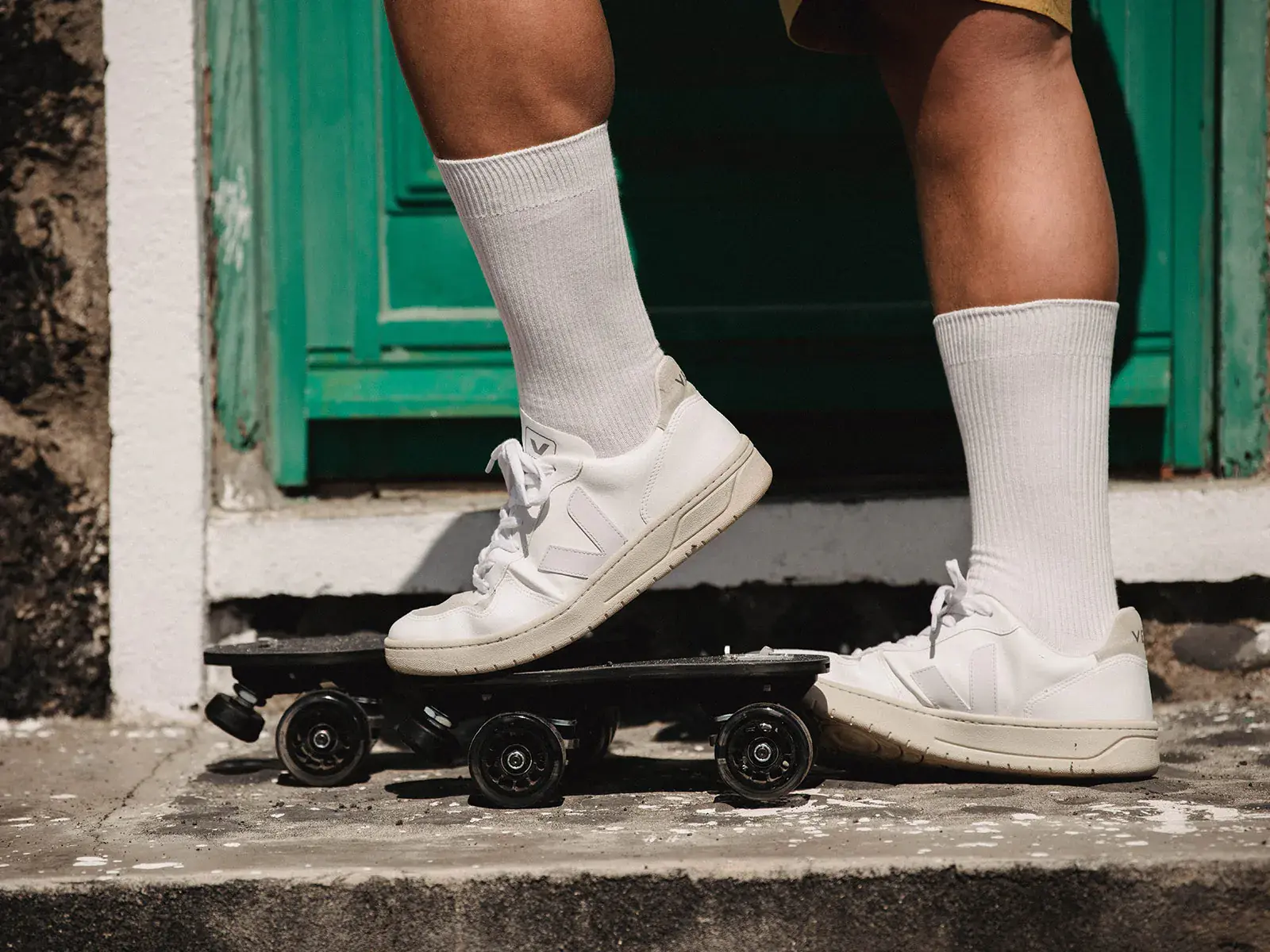 White veja transformed by flaneurz