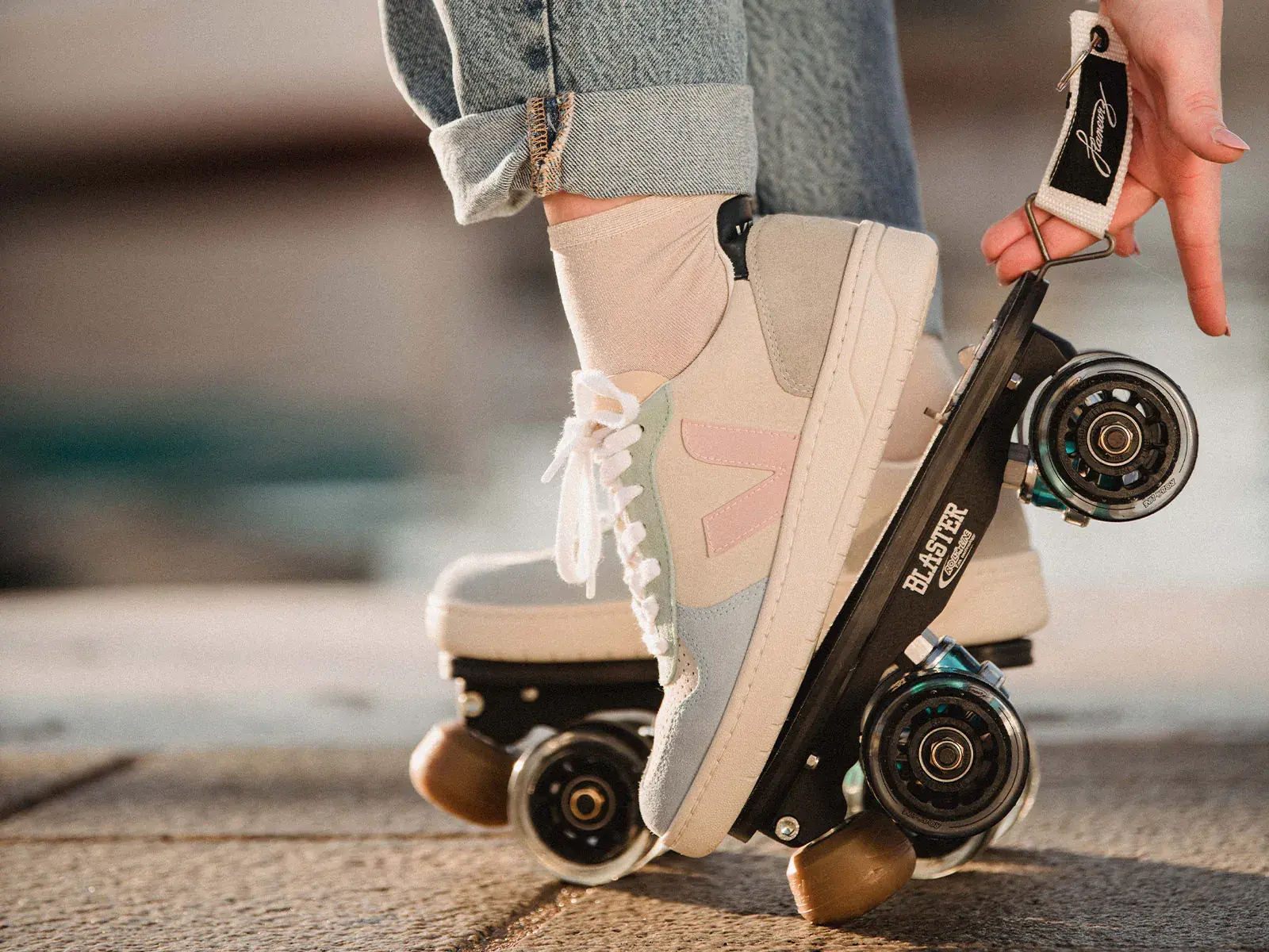 Transformed Veja by flaneurz attached to a rolling part