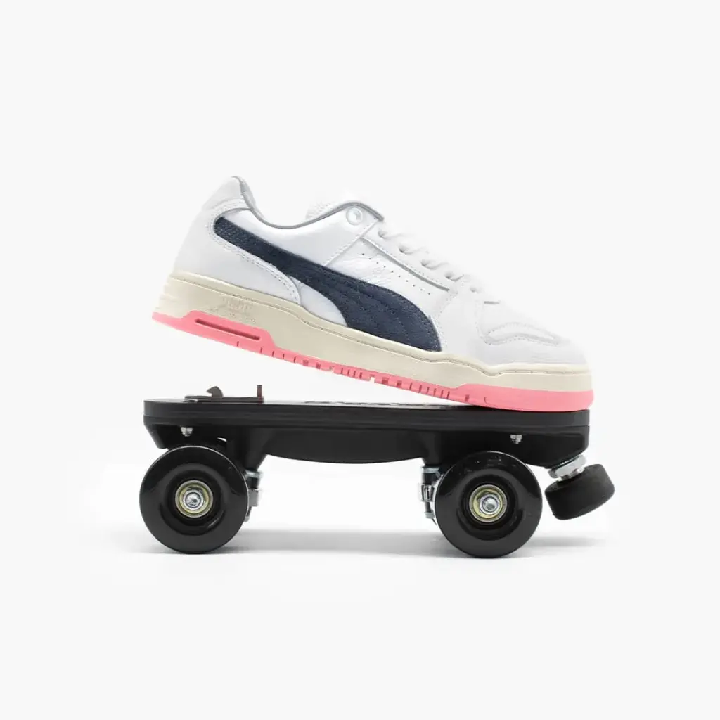 patin a roulettes Puma Slipstream Low Blanc Rose declips.webp