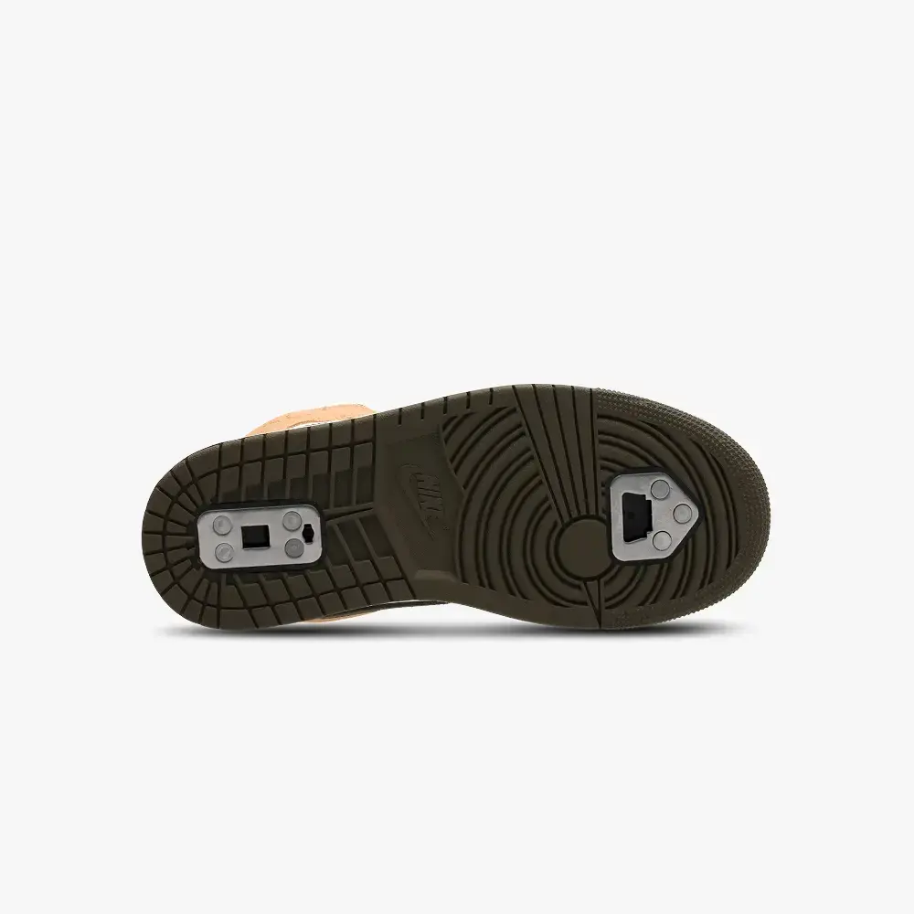 VISUAL-DROP-CYS-NIKE-MARRON.webp