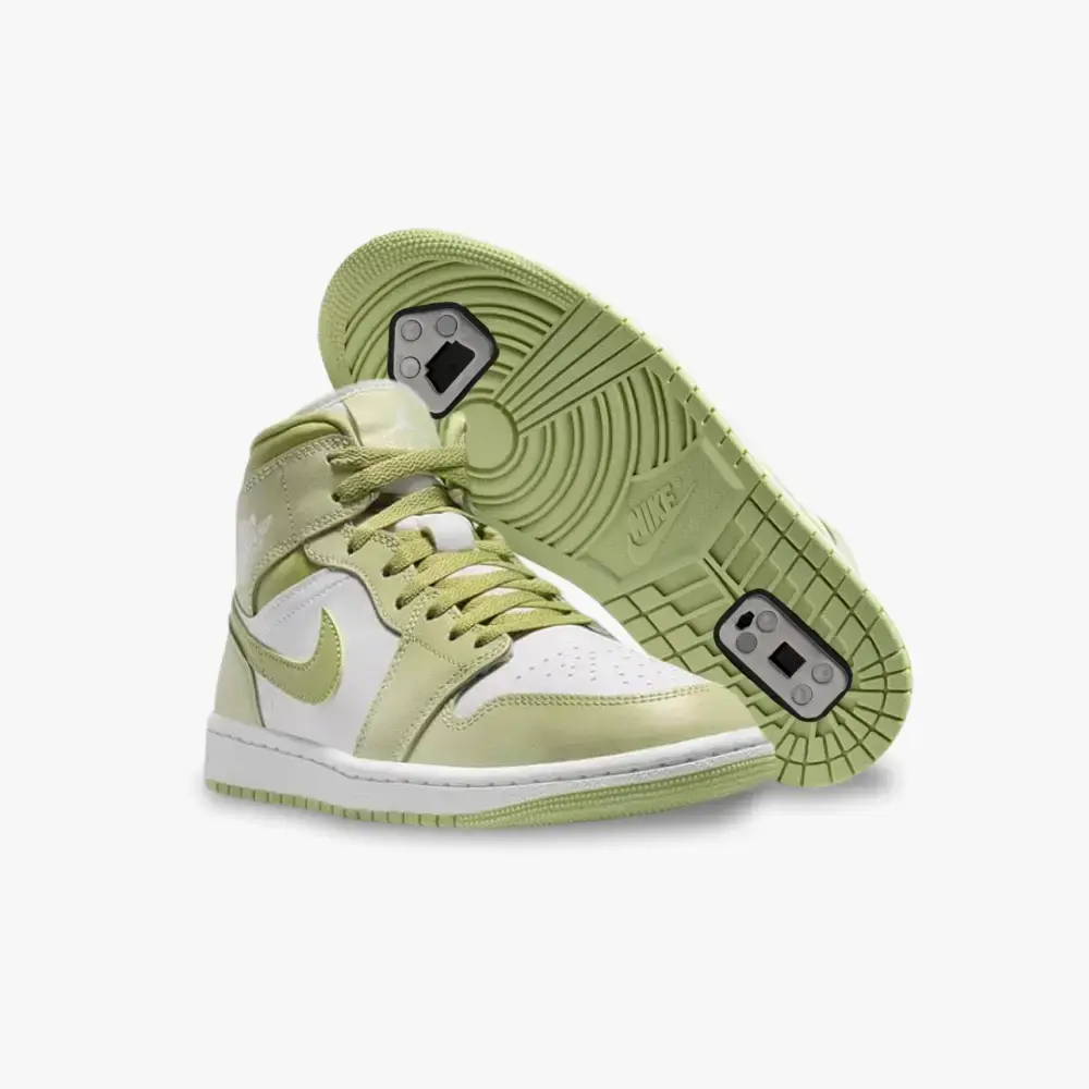 CYS-FLANEURZ-NIKE-OLIVE-GREEN.webp