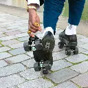 lifestyle-flaneurz_1_12_-roller-skates.webp