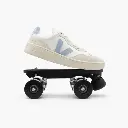 par-flaneurz-veja-v-90-low-extra-white-steel-clipse-roller-skates.webp