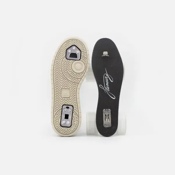 mens-roller-skates-veja-v15-white-natural-flaneurz-semelle-roller-skates.webp
