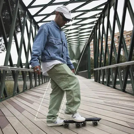 mens-roller-skates-veja-v-12-white-steel-flaneurz-lifestyle-roller-skates.webp