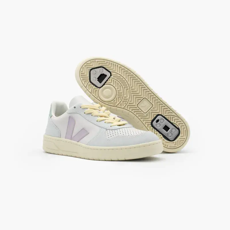 cys-veja-v-10-low-parme-menthol-paire-roller-skates.webp