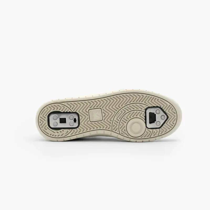 cys-flaneurz-veja-v-90-low-extra-white-steel-semelle-roller-skates.webp