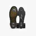 par-flaneurz-dr-martens-black-leather-lusso-thurston-chukka-paire-semelle-roller-skates.webp