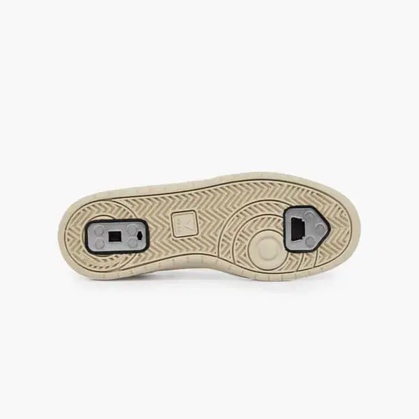 womens-roller-skates-veja-v-10-white-emerald-flaneurz-declipse-roller-skates.webp