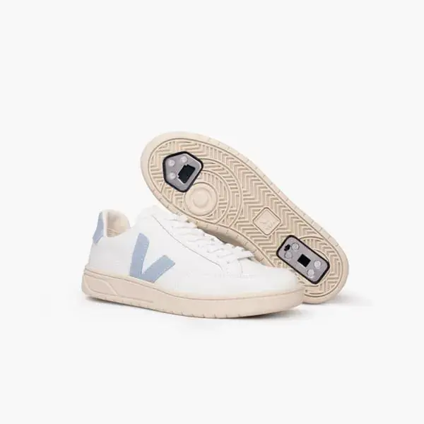 womens-roller-skates-veja-v-12-white-steel-flaneurz-semelle-roller-skates.webp