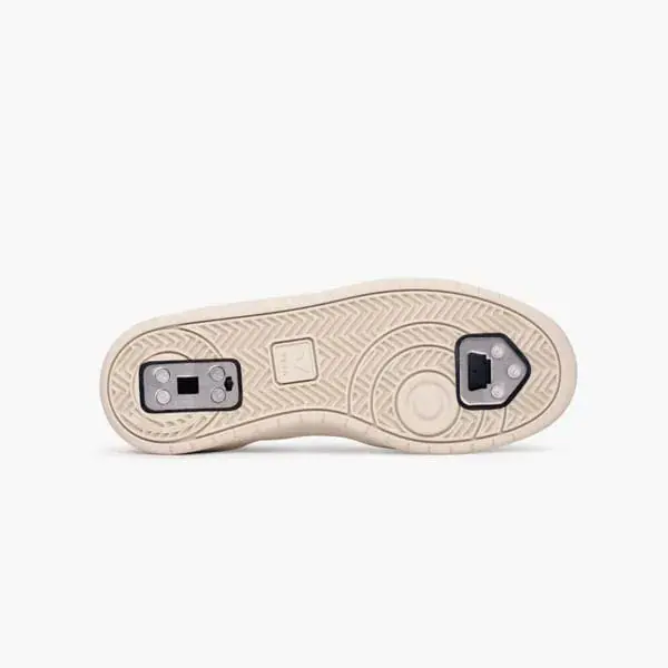 womens-roller-skates-veja-v-12-white-steel-flaneurz-declipse-roller-skates.webp