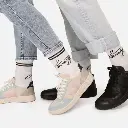 roller-skate-roues-socks-white-black-flaneurz-3.webp